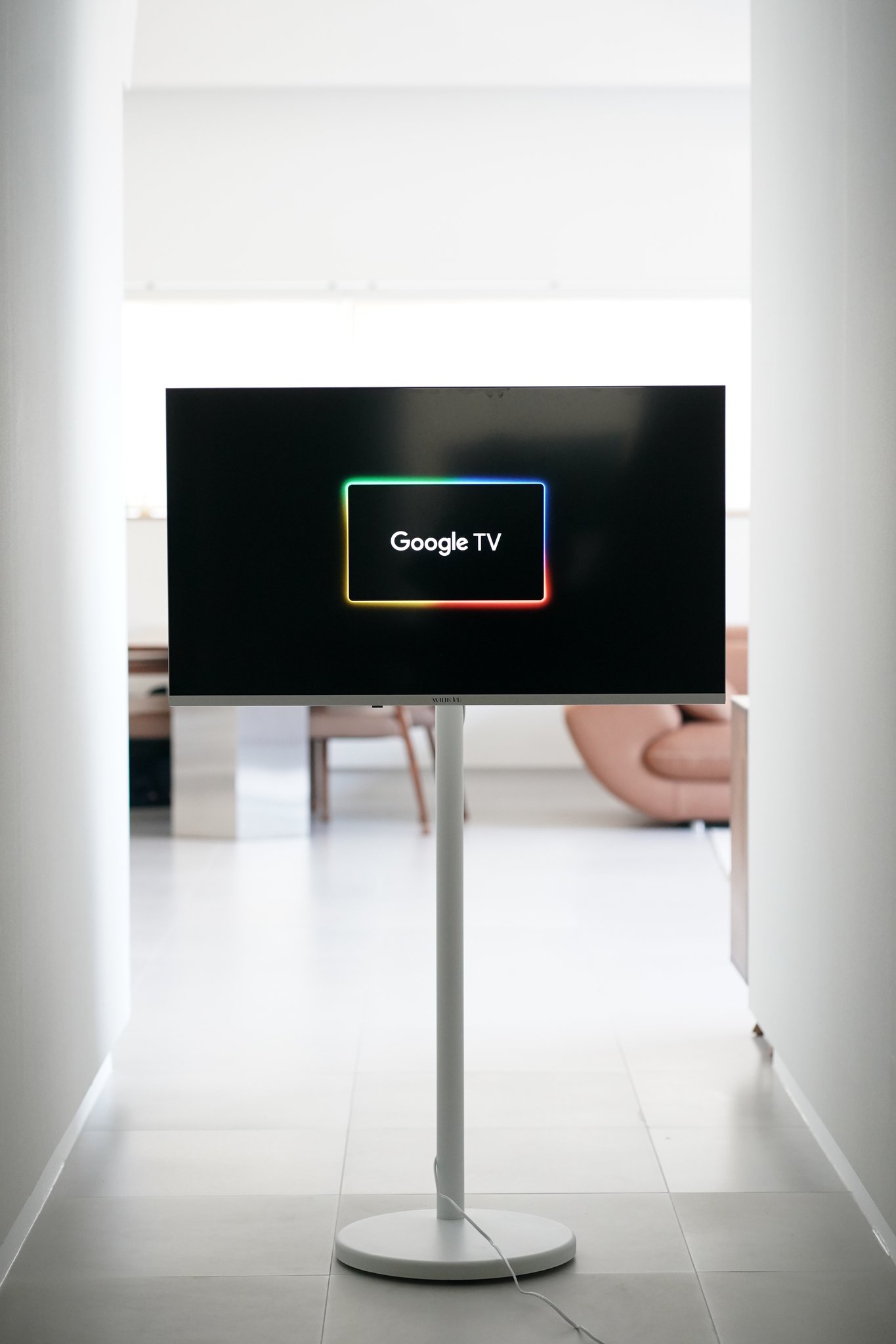 와이드무빙뷰 화이트에디션 삼탠바이미 셋트 109cm(43인치) UHD 4K 스마트 이동식 TV 중소바이미 삼텐바이미 V1 상세 이미지 2